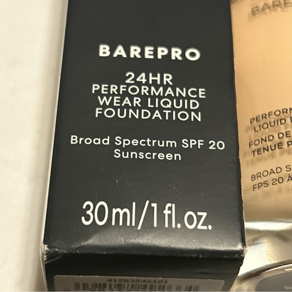 BareMinerals barePro Liquid Foundation sateen 05 - Picture 2 of 7